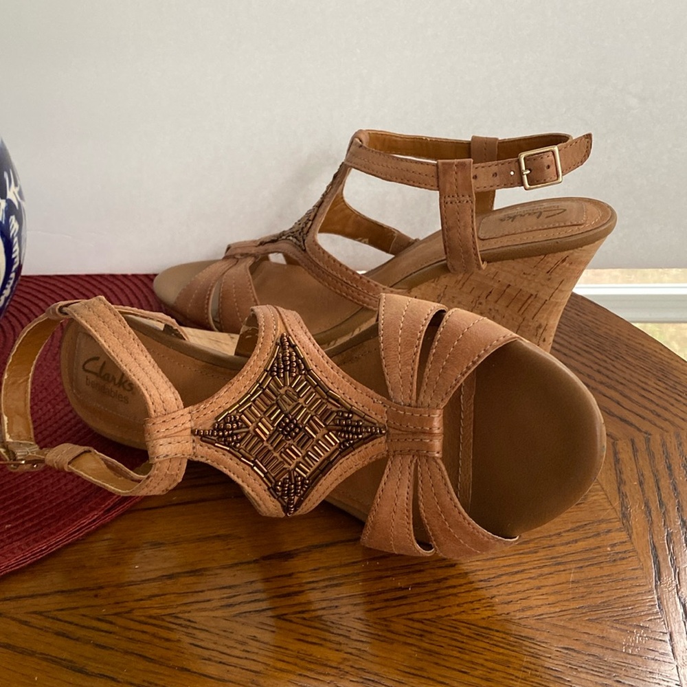 Clarks Bendable Wedge Sandals